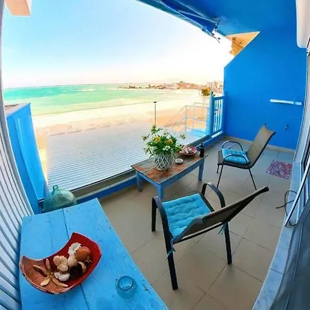 Deluxe Apartment- Sleeps 2 & Private Terrace Apartamento